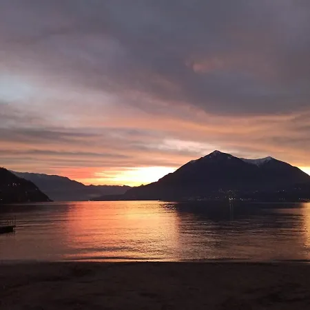 Roberta's House, A Few Steps From The Bellano