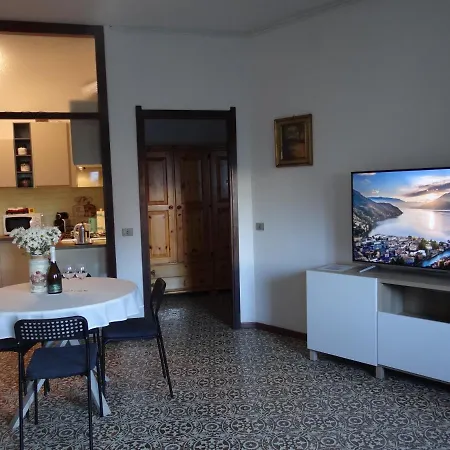 Roberta's House, A Few Steps From The Διαμέρισμα Bellano